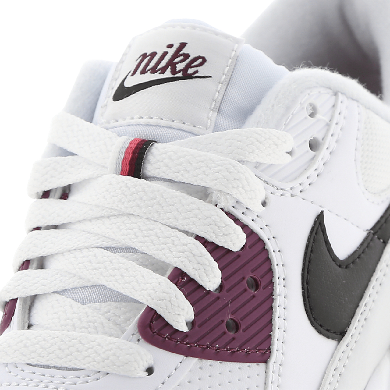 Nike Air Max 90 Essential Image 7 of 7. Tap to open photo gallery.