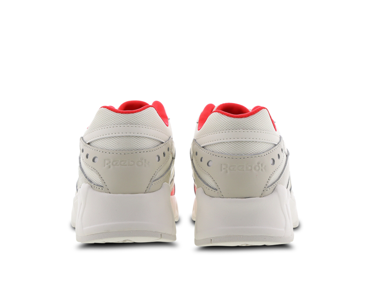 Reebok X Gigi Hadid Aztrek Imagen 3 de 6. Toque para abrir la galería de fotos.