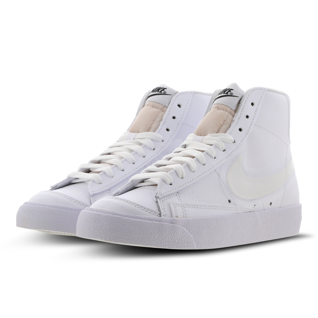 Nike Blazer Mid Image 2 of 6. Tap to open photo gallery.