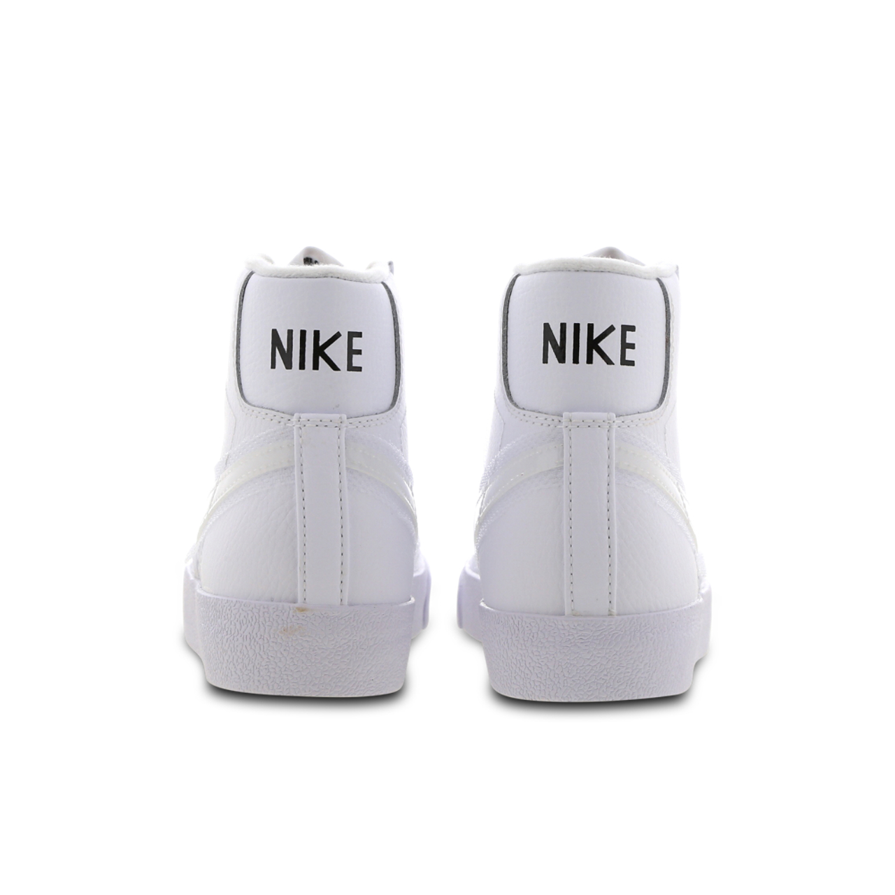 Nike Blazer Mid Image 3 of 6. Tap to open photo gallery.