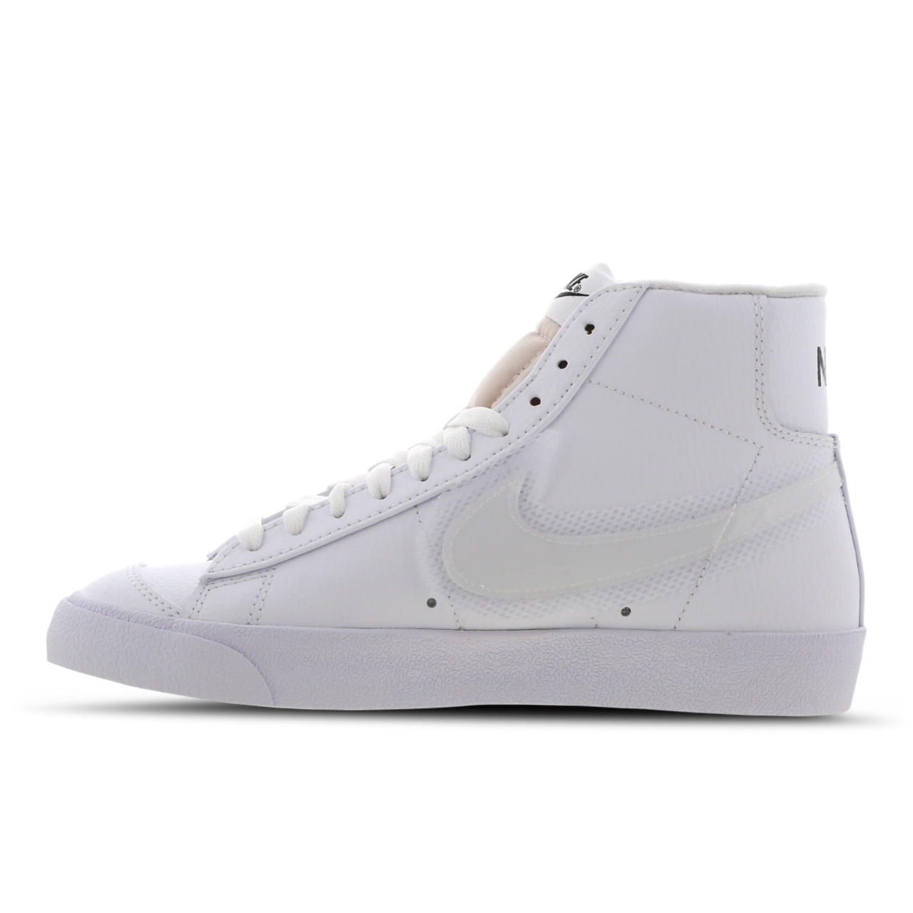Nike Blazer Mid Image 4 of 6. Tap to open photo gallery.