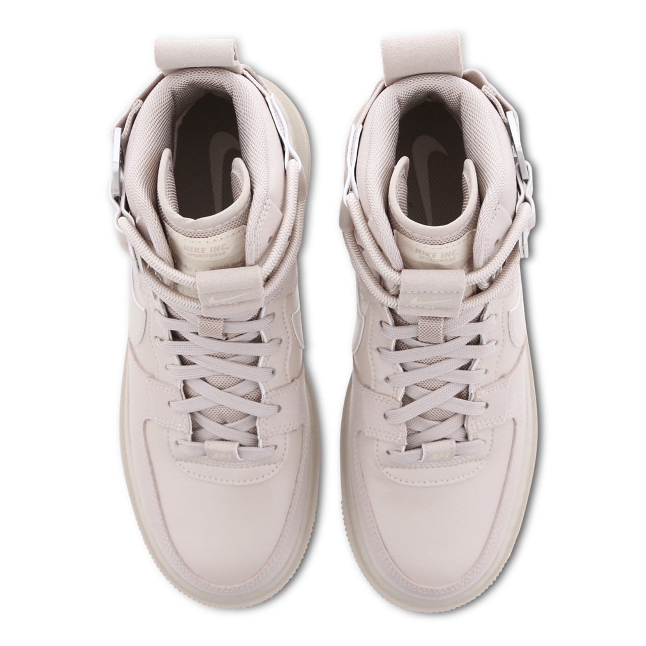 Nike Air Force 1 Utility Image 5 of 7. Tap to open photo gallery.