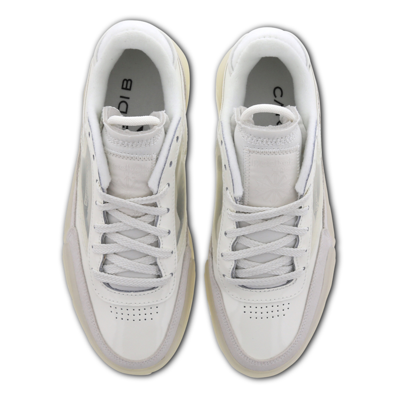 Reebok Club C X Cardi B Afbeelding 5 van 6. Tik om de fotogalerij te openen..