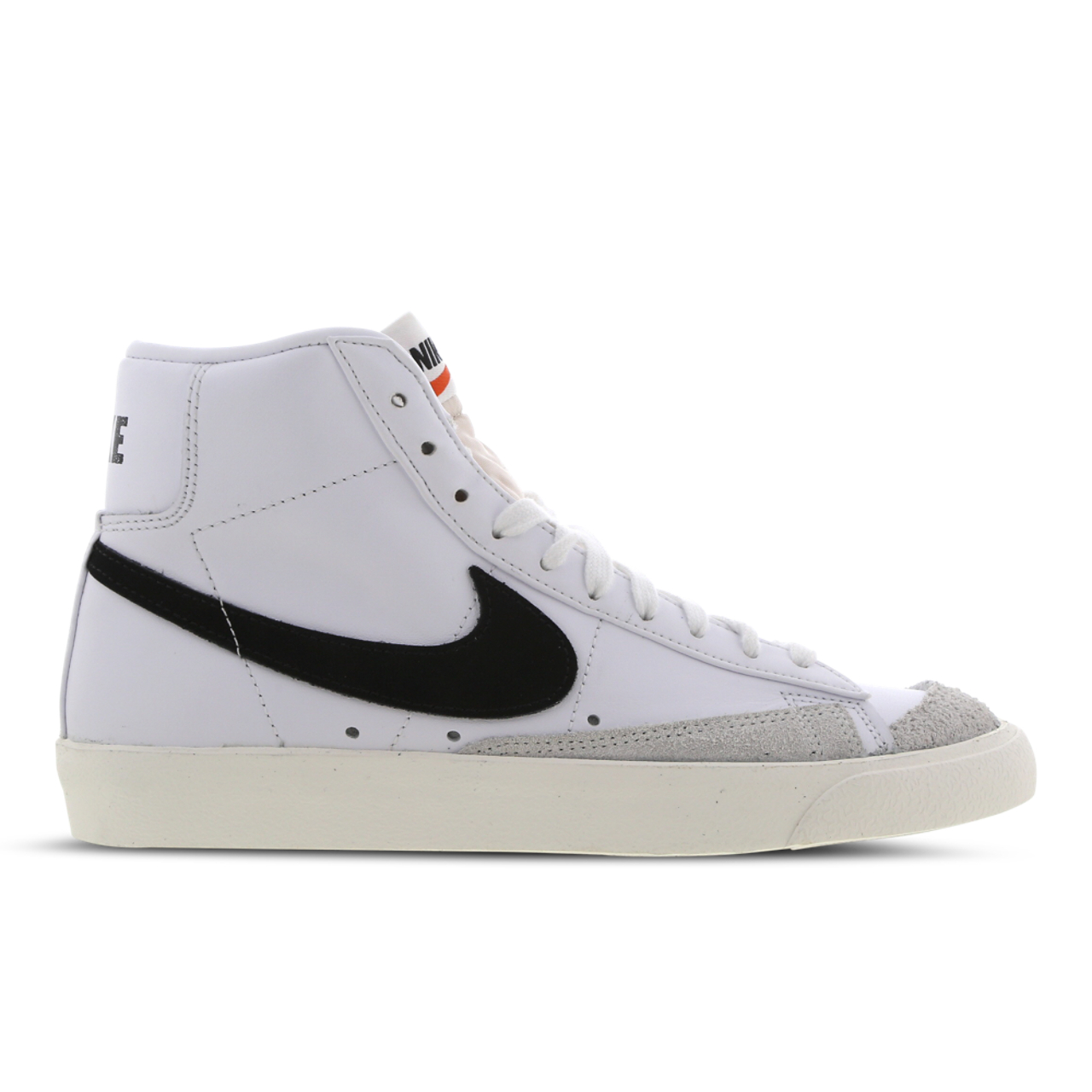 Nike Blazer Mid Afbeelding 1 van 6. Tik om de fotogalerij te openen..