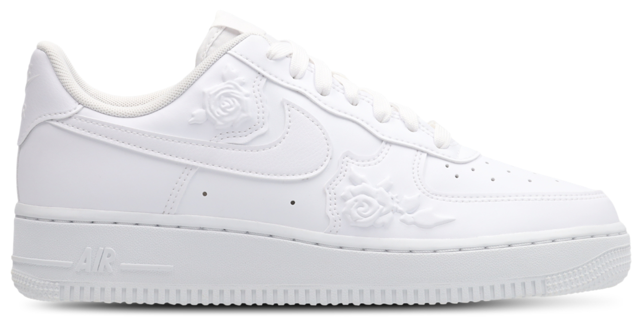 Nike Air Force 1 '07 Se Image 1 sur 8. Appuyez pour ouvrir la galerie de photos.