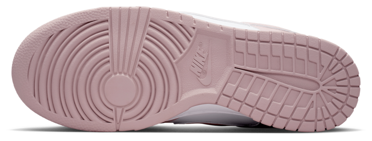 Nike Dunk Low Image 5 of 6. Tap to open photo gallery.