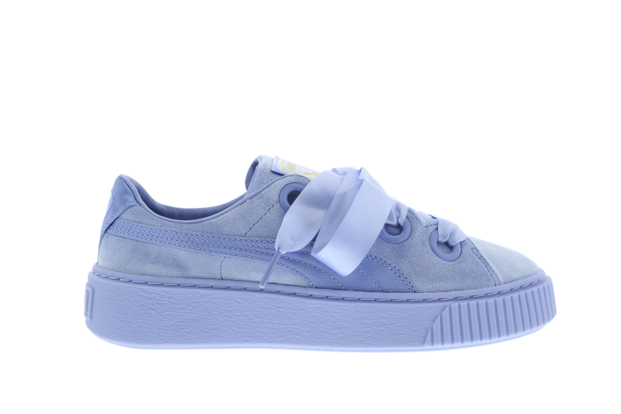 Puma Platform Kiss Velvet Afbeelding 1 van 4. Tik om de fotogalerij te openen..