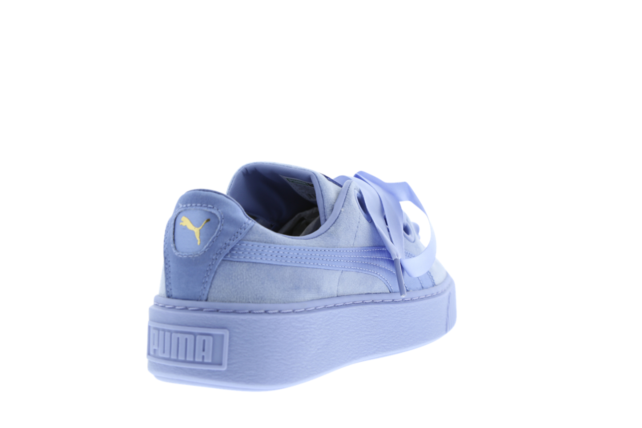 Puma Platform Kiss Velvet Afbeelding 3 van 4. Tik om de fotogalerij te openen..