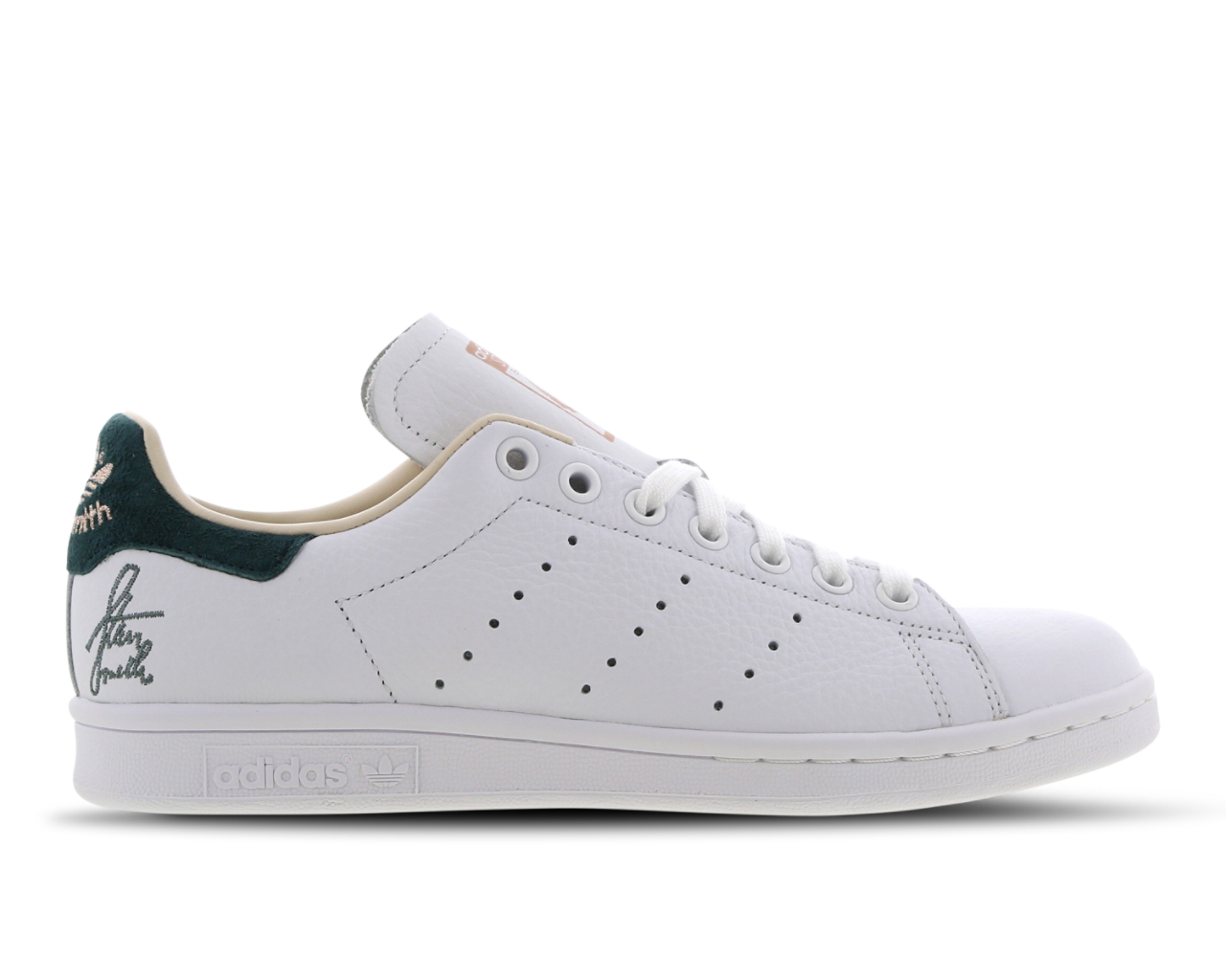 adidas Stan Smith Scripted Immagine 1 di 6. Tocca per aprire la galleria fotografica.