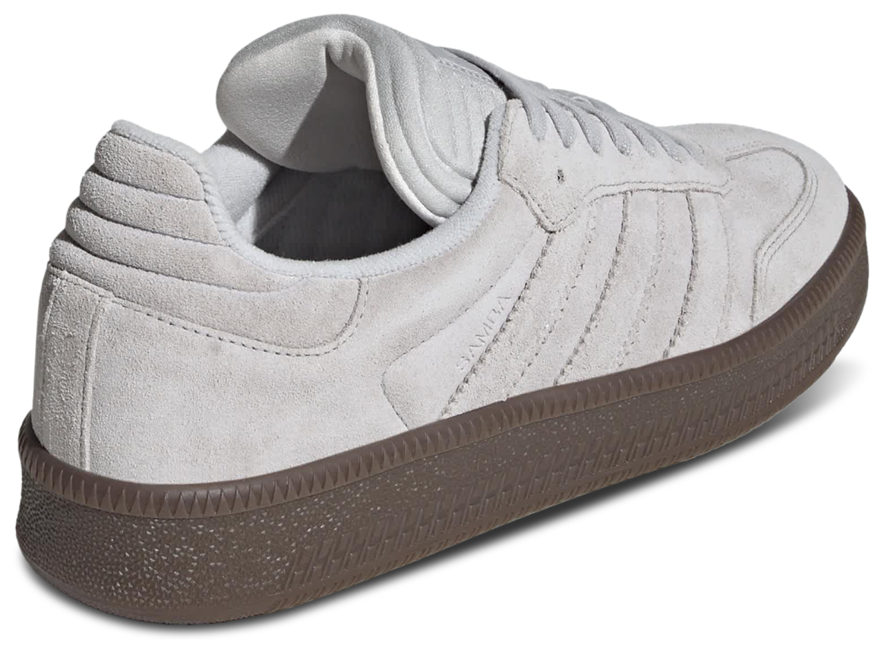 adidas Samba XLG Imagen 3 de 6. Toque para abrir la galería de fotos.