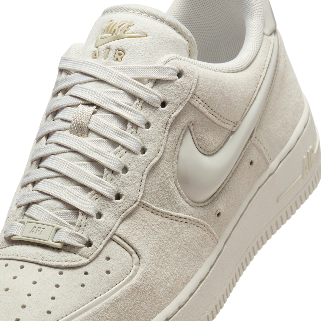 Nike Air Force 1 '07 Essential Immagine 6 di 6. Tocca per aprire la galleria fotografica.