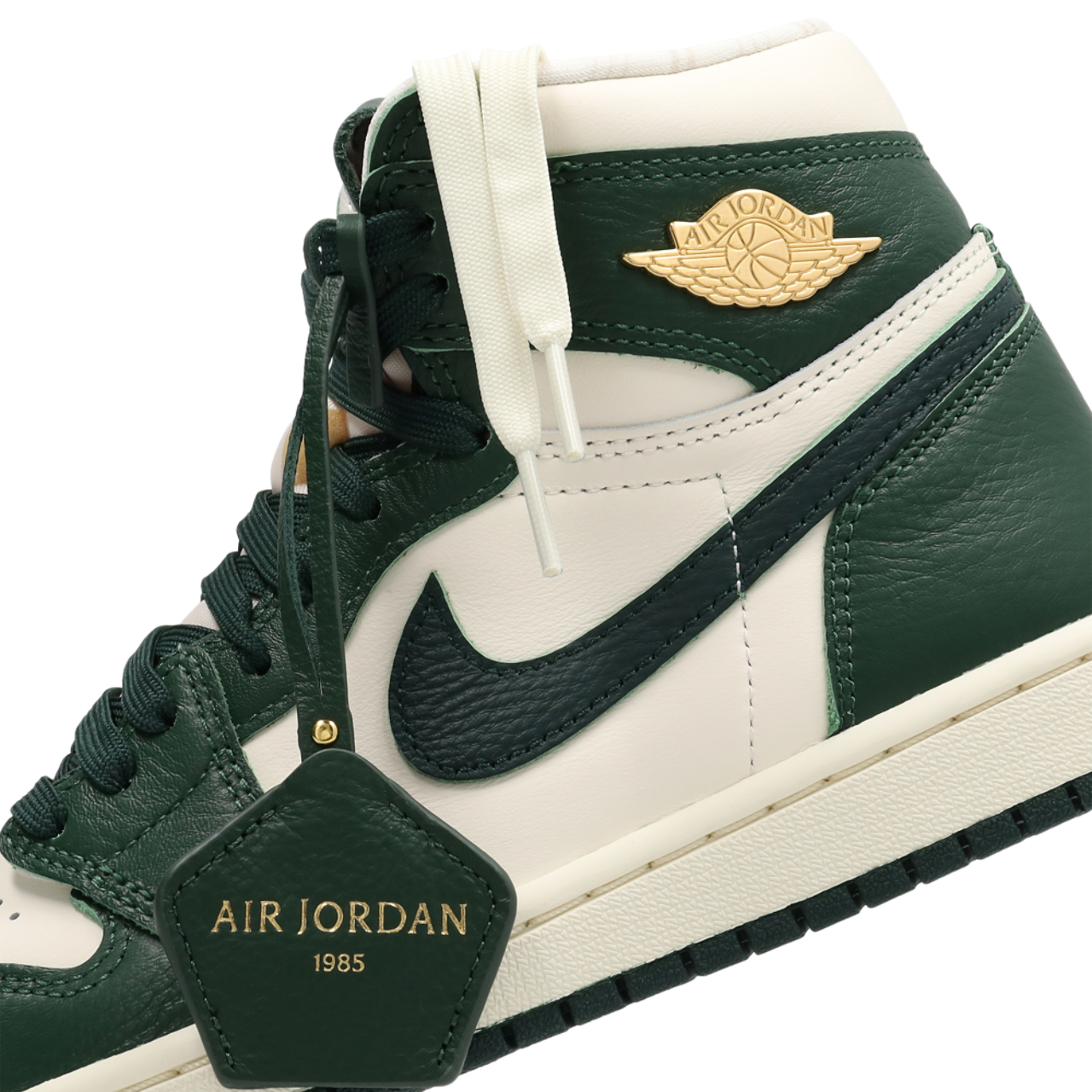 Jordan 1 Retro High OG Image 7 sur 7. Appuyez pour ouvrir la galerie de photos.