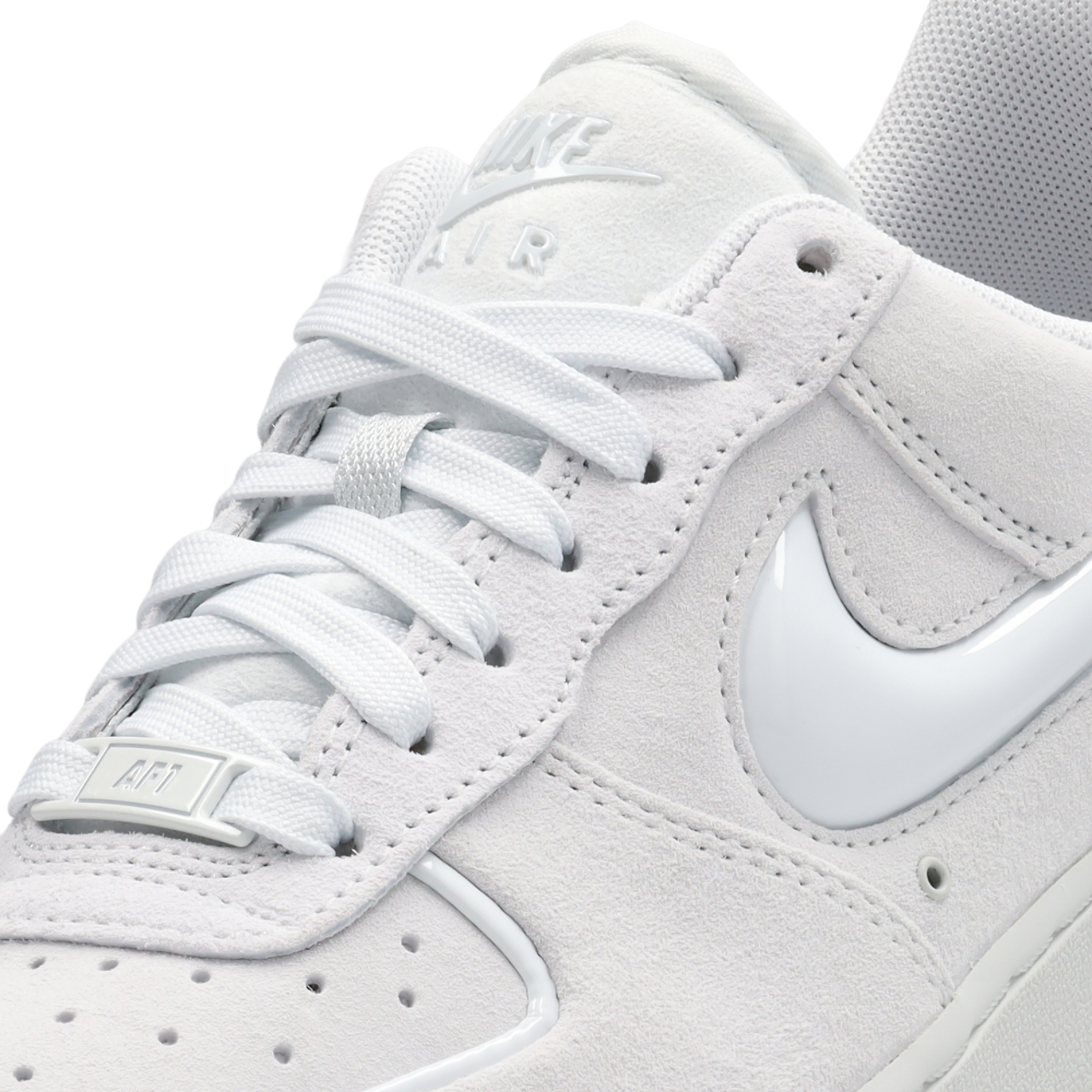 Nike Air Force 1 '07 Se Image 7 of 8. Tap to open photo gallery.