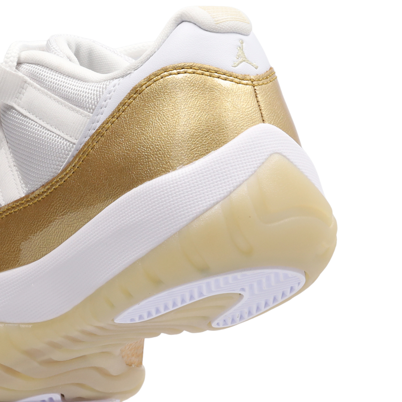 Jordan 11 Retro Image 7 of 9. Tap to open photo gallery.