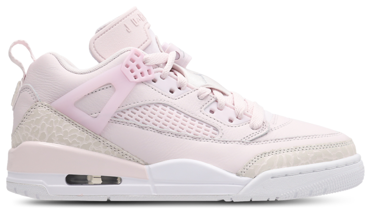 Jordan Spizike Low Image 1 of 8. Tap to open photo gallery.