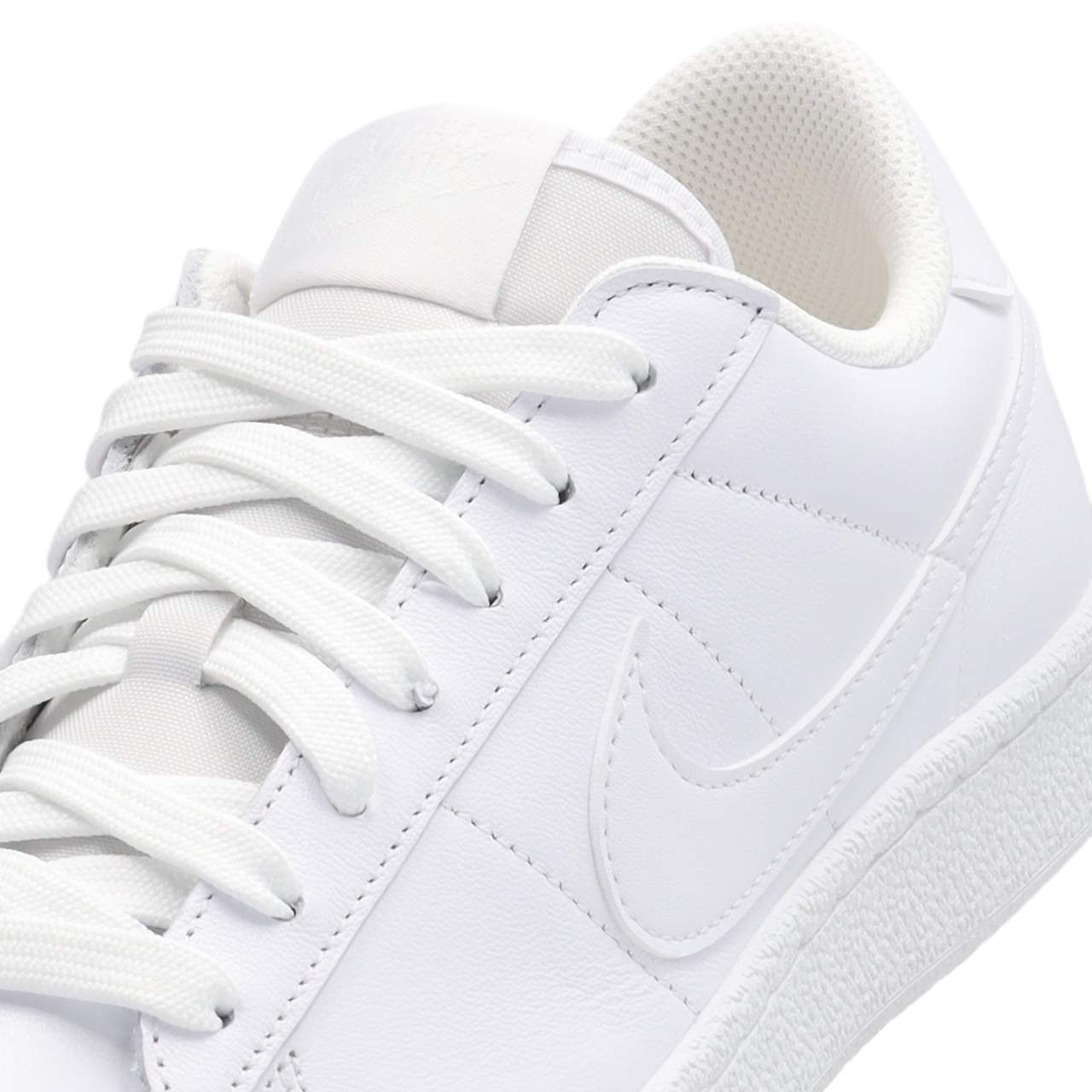 Nike Tennis Classic Immagine 8 di 8. Tocca per aprire la galleria fotografica.