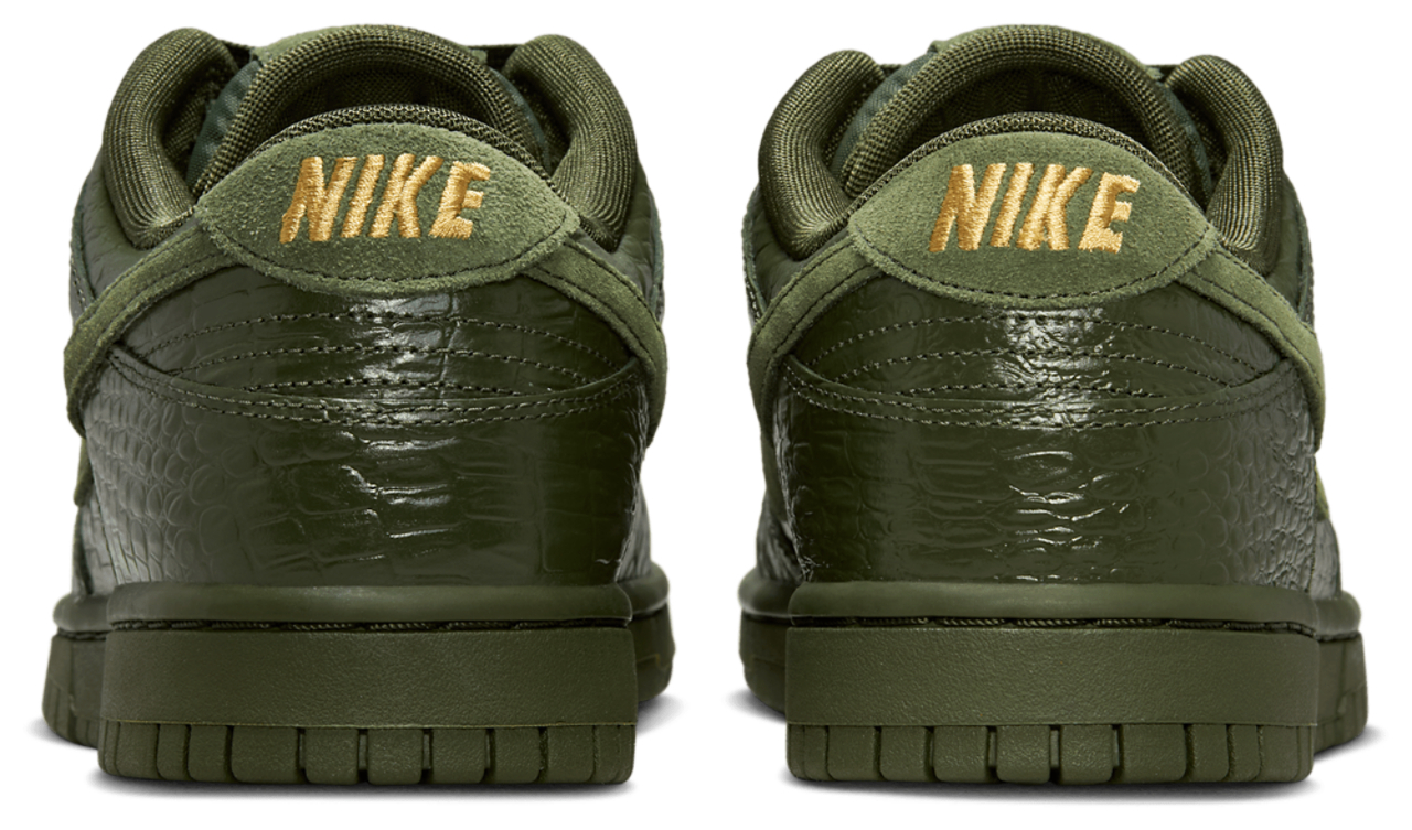 Nike Dunk Low Image 6 of 6. Tap to open photo gallery.