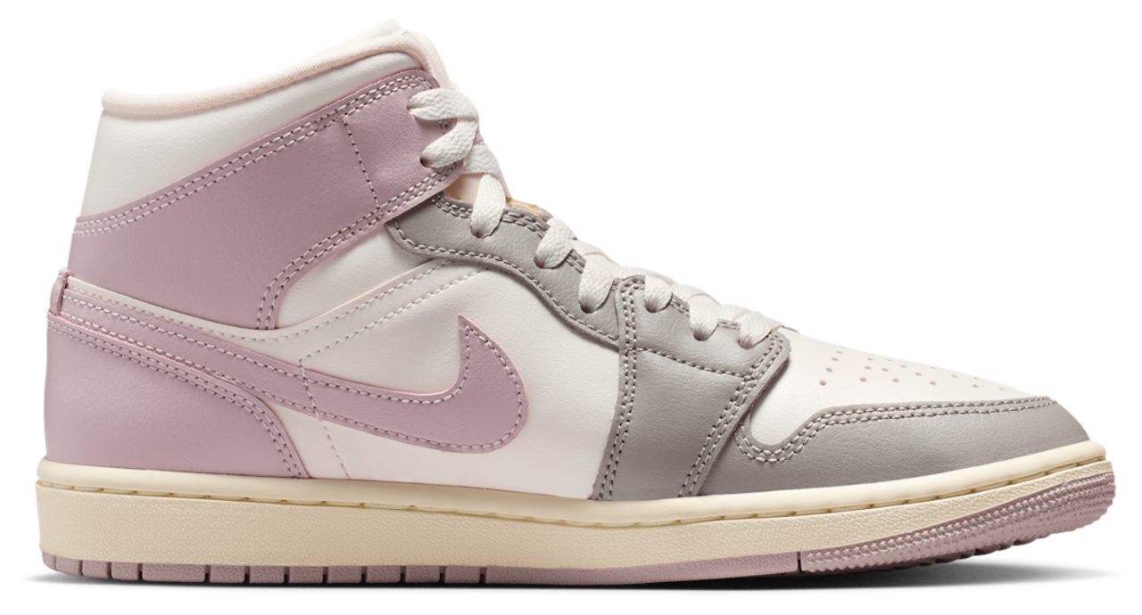 Jordan Aj1 Mid Immagine 1 di 6. Tocca per aprire la galleria fotografica.
