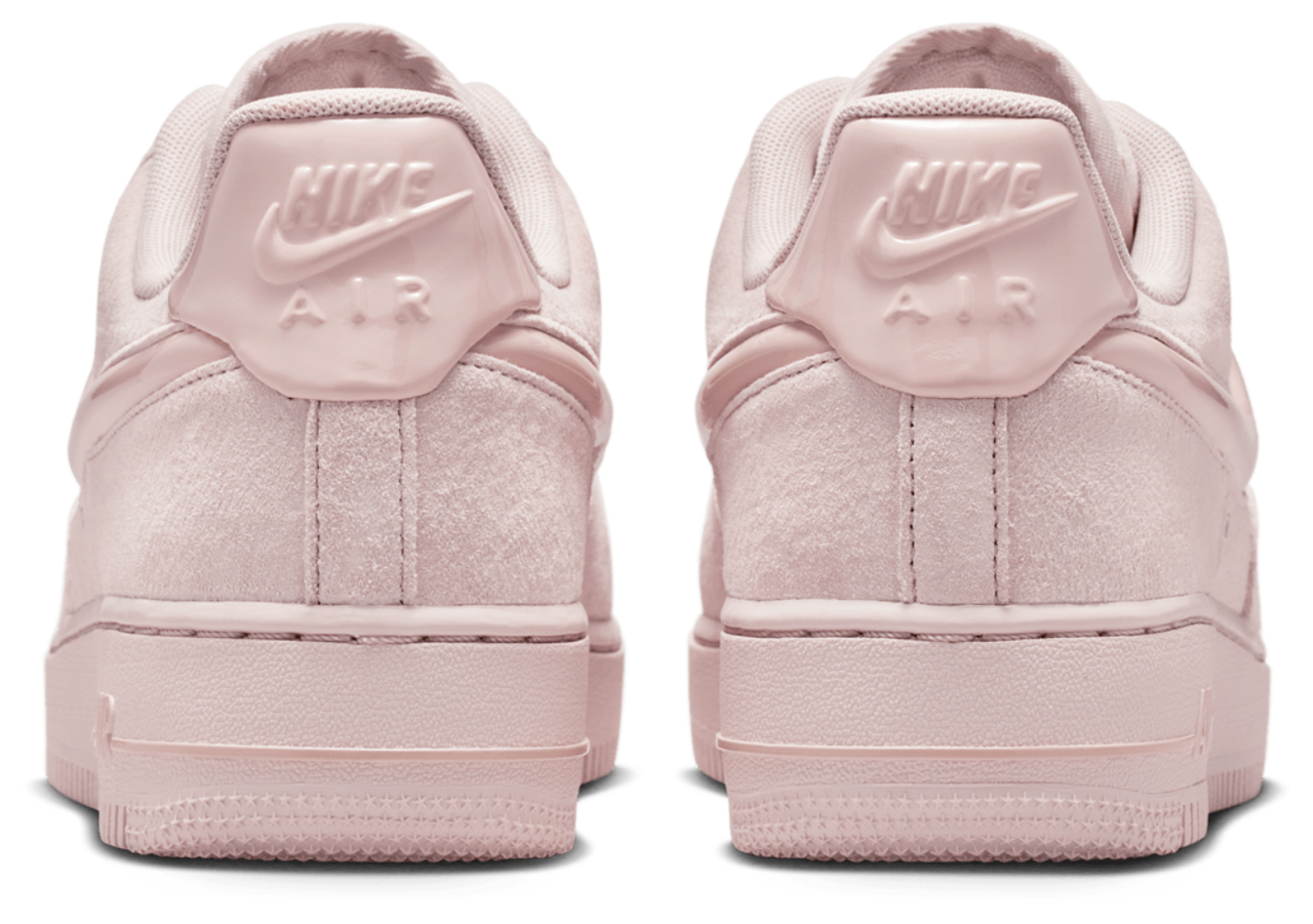 Nike Air Force 1 '07 Image 6 of 6. Tap to open photo gallery.