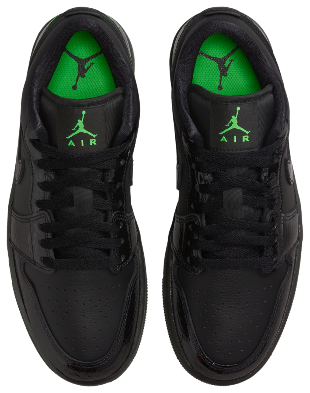 Jordan Air Jordan 1 Low Se Image 4 of 6. Tap to open photo gallery.