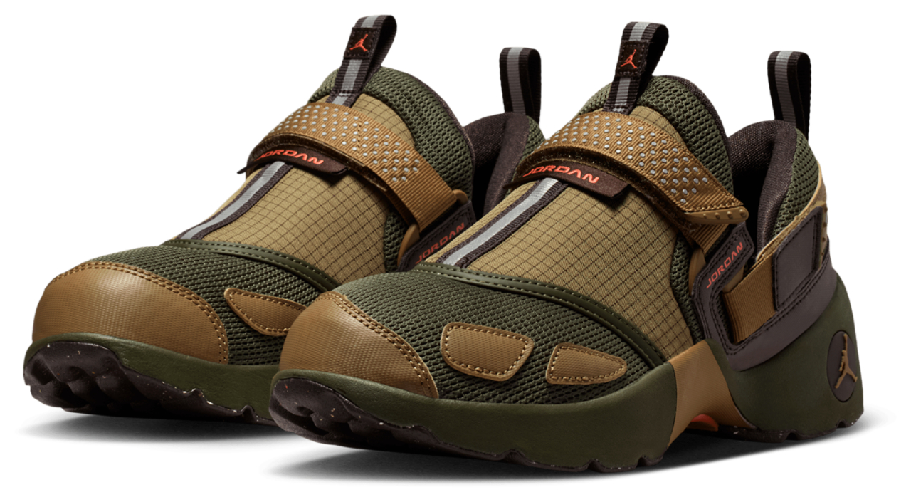 Jordan Trunner Lx Image 2 of 6. Tap to open photo gallery.
