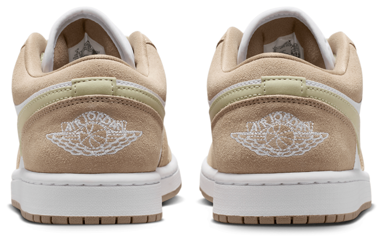 Jordan AJ1 Low Image 6 of 6. Tap to open photo gallery.