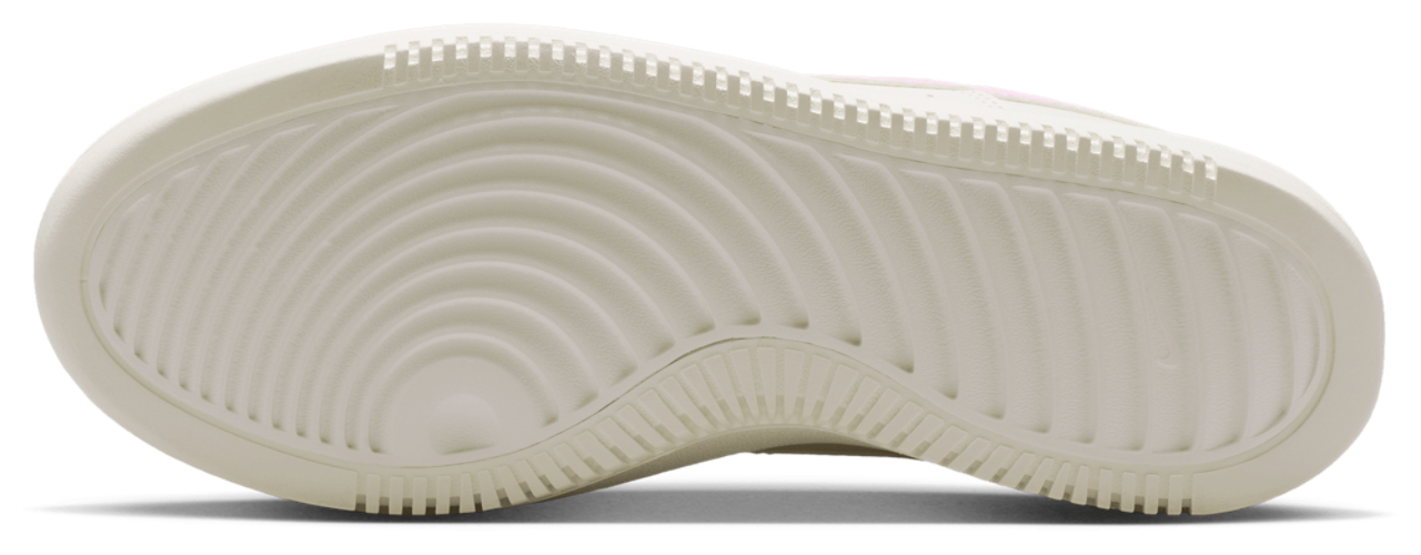 Nike Court Vision Alta Image 5 sur 6. Appuyez pour ouvrir la galerie de photos.