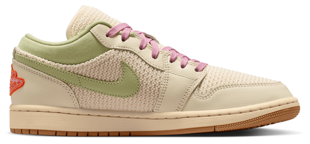 Jordan AJ1 Low Image 1 of 6. Tap to open photo gallery.