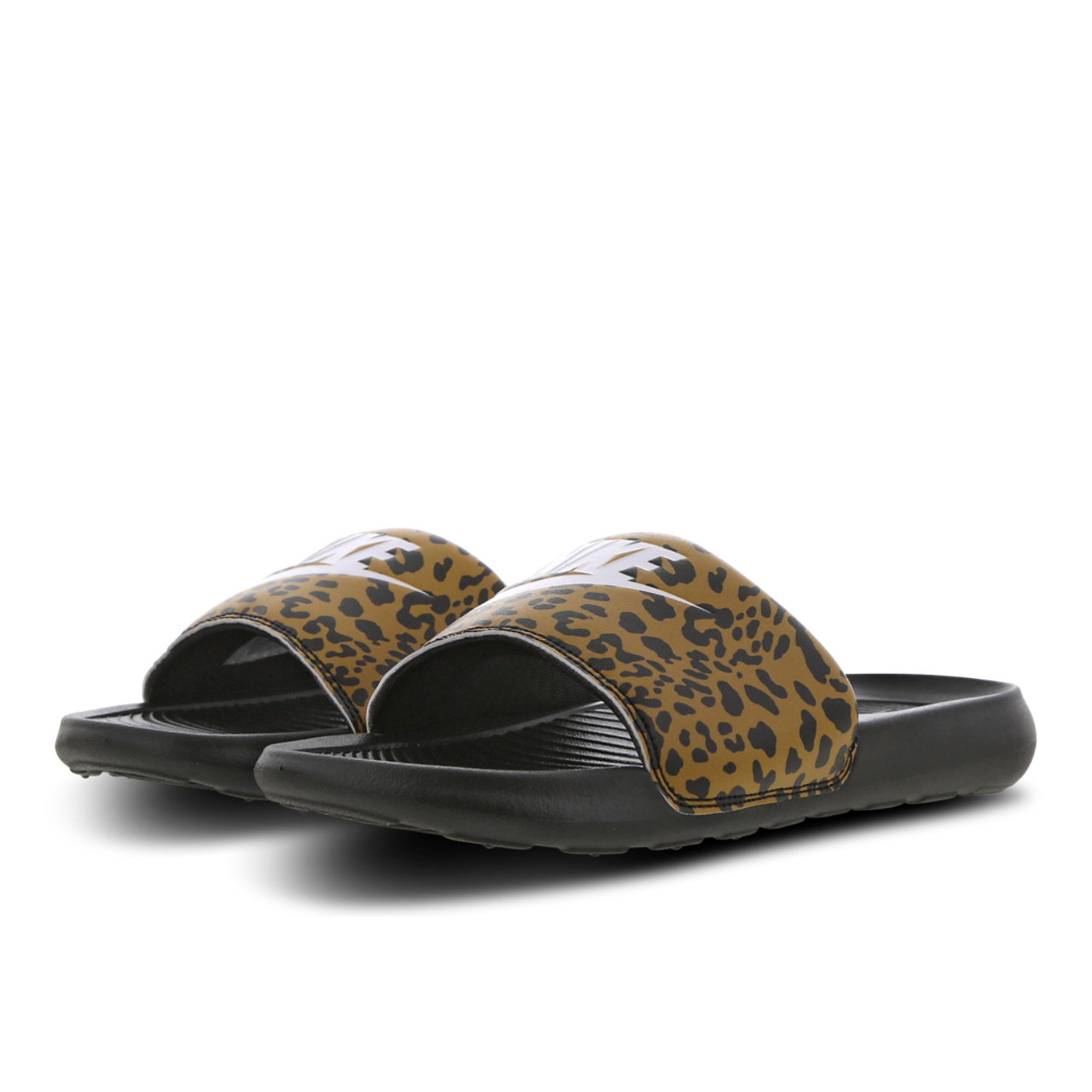 Nike Victori One Slide Image 2 of 6. Tap to open photo gallery.