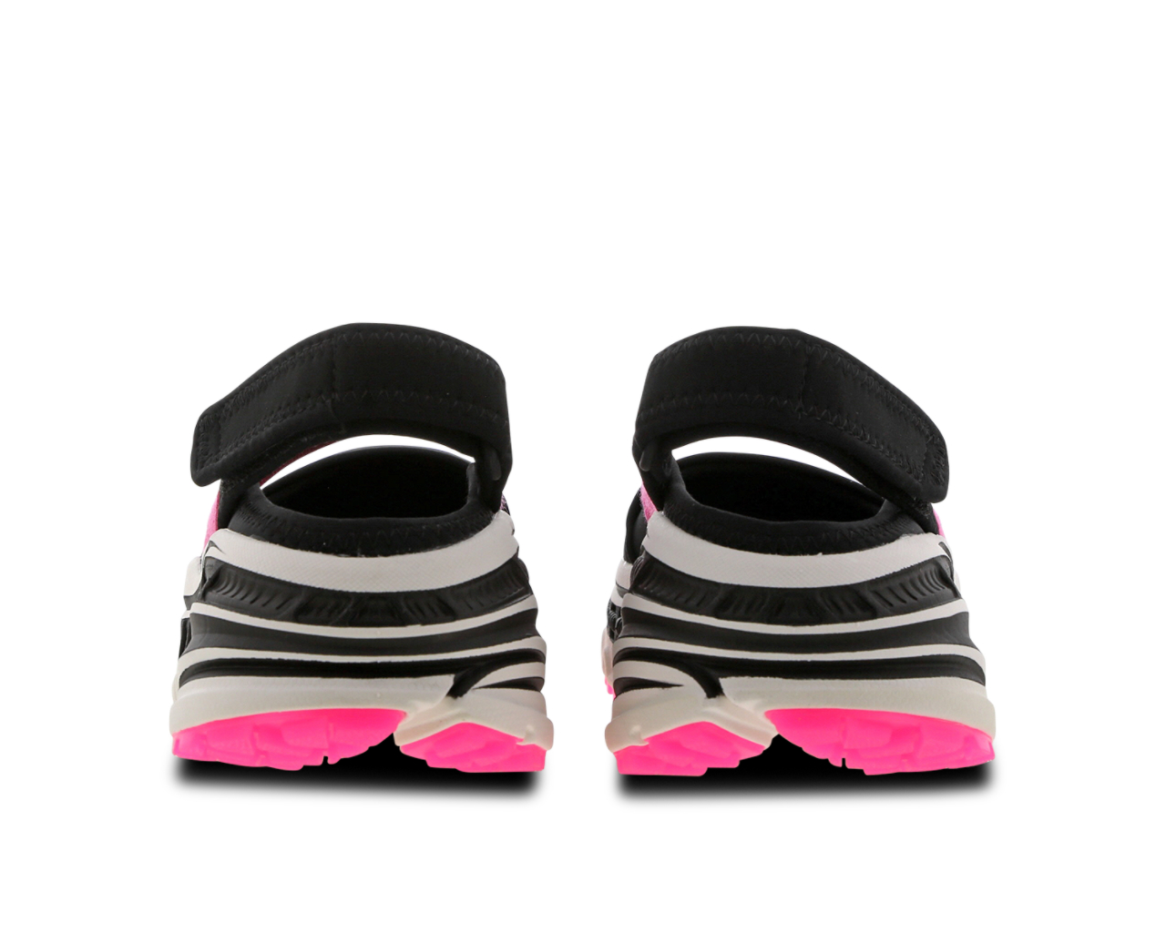 UGG Fashion Baby Runner Imagen 3 de 6. Toque para abrir la galería de fotos.