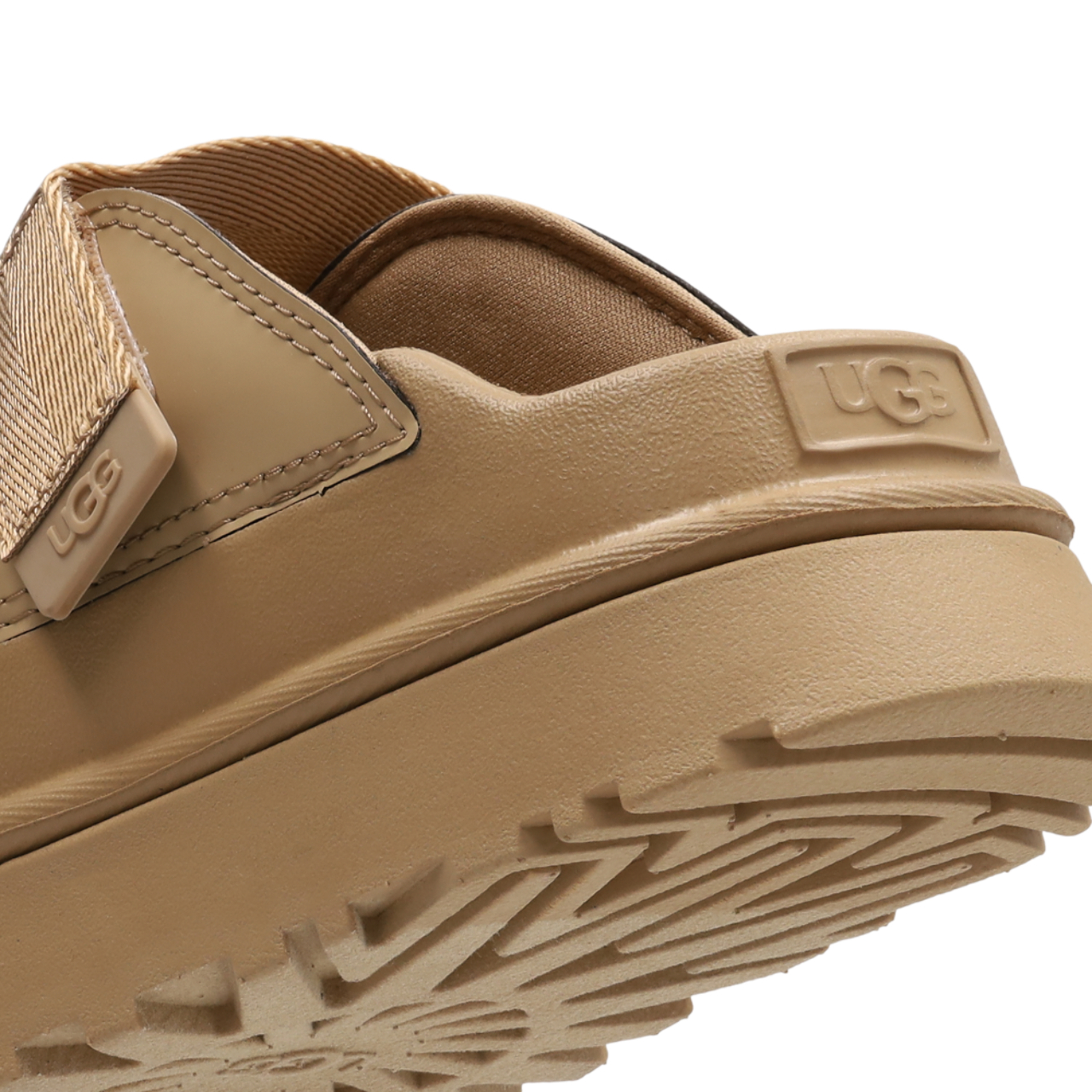 UGG Goldenglow Afbeelding 7 van 8. Tik om de fotogalerij te openen..