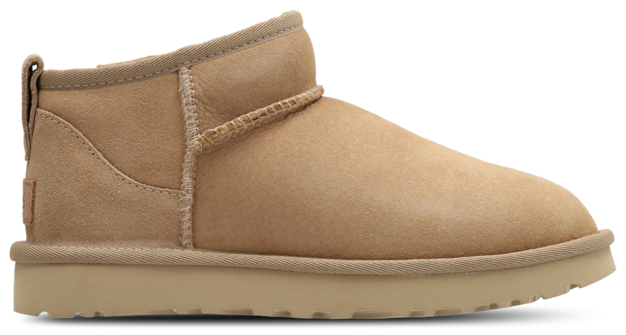UGG Classic Ultra Mini Afbeelding 1 van 7. Tik om de fotogalerij te openen..