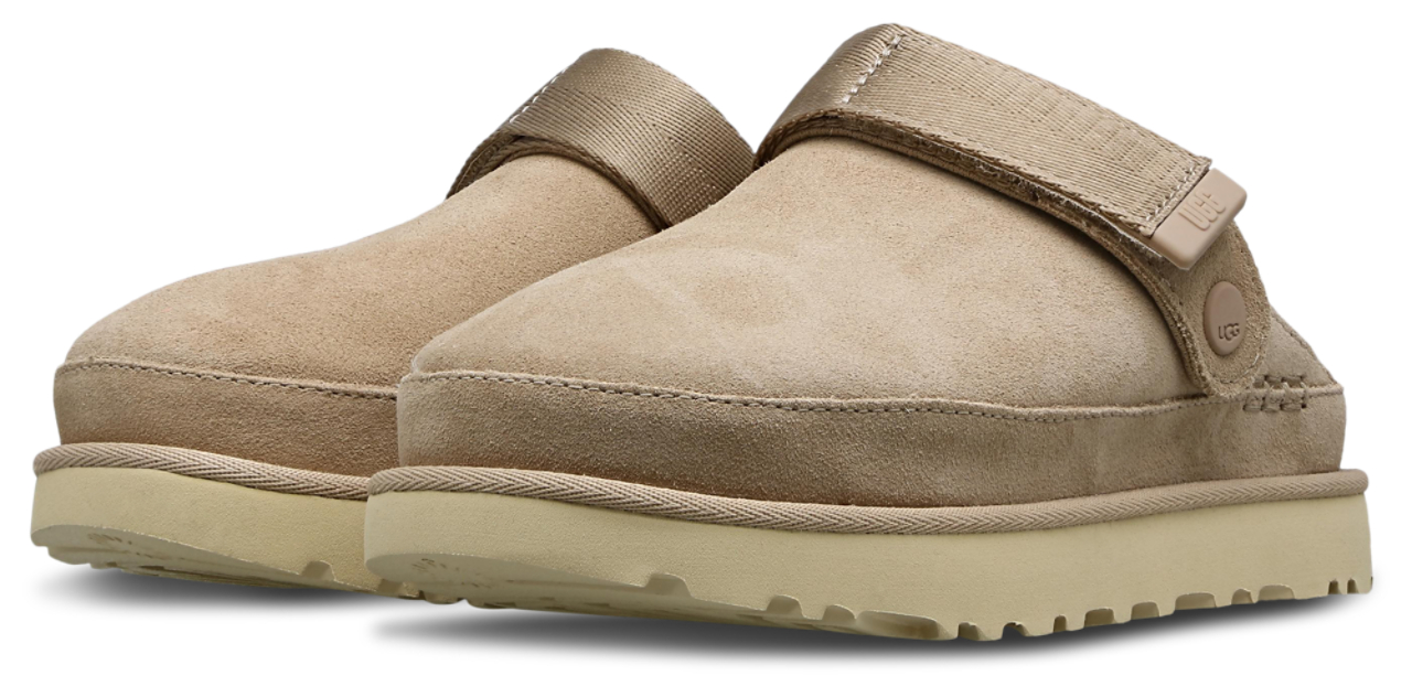 UGG Goldenstar Clog Image 2 of 7. Tap to open photo gallery.