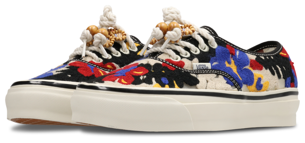 Vans Authentic Image 2 sur 8. Appuyez pour ouvrir la galerie de photos.
