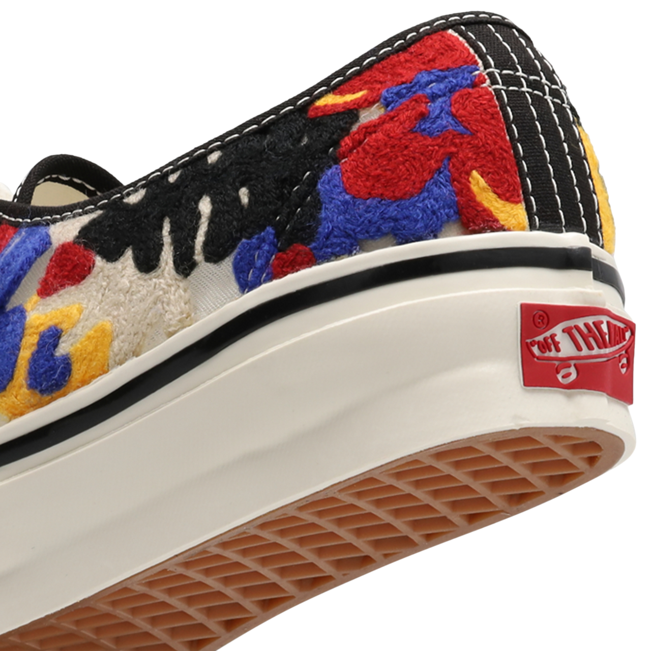 Vans Authentic Image 8 sur 8. Appuyez pour ouvrir la galerie de photos.