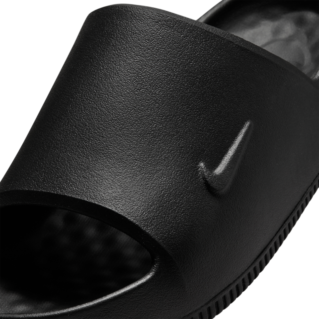 Nike Calm 2.0 Image 5 sur 5. Appuyez pour ouvrir la galerie de photos.