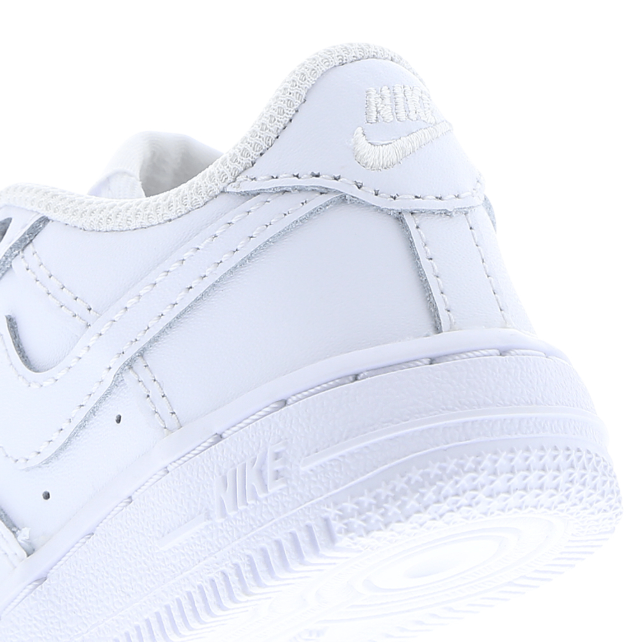 Nike Air Force 1 Low Afbeelding 7 van 7. Tik om de fotogalerij te openen..