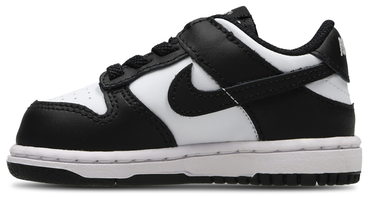 Nike Dunk Low Image 4 of 7. Tap to open photo gallery.