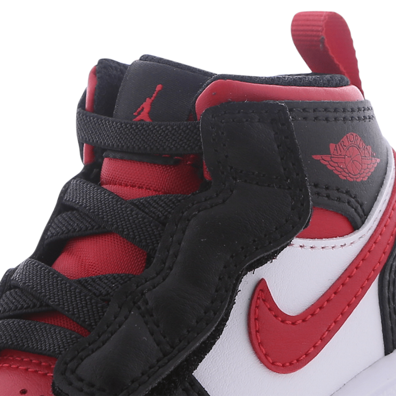 Jordan 1 Mid Image 7 of 7. Tap to open photo gallery.