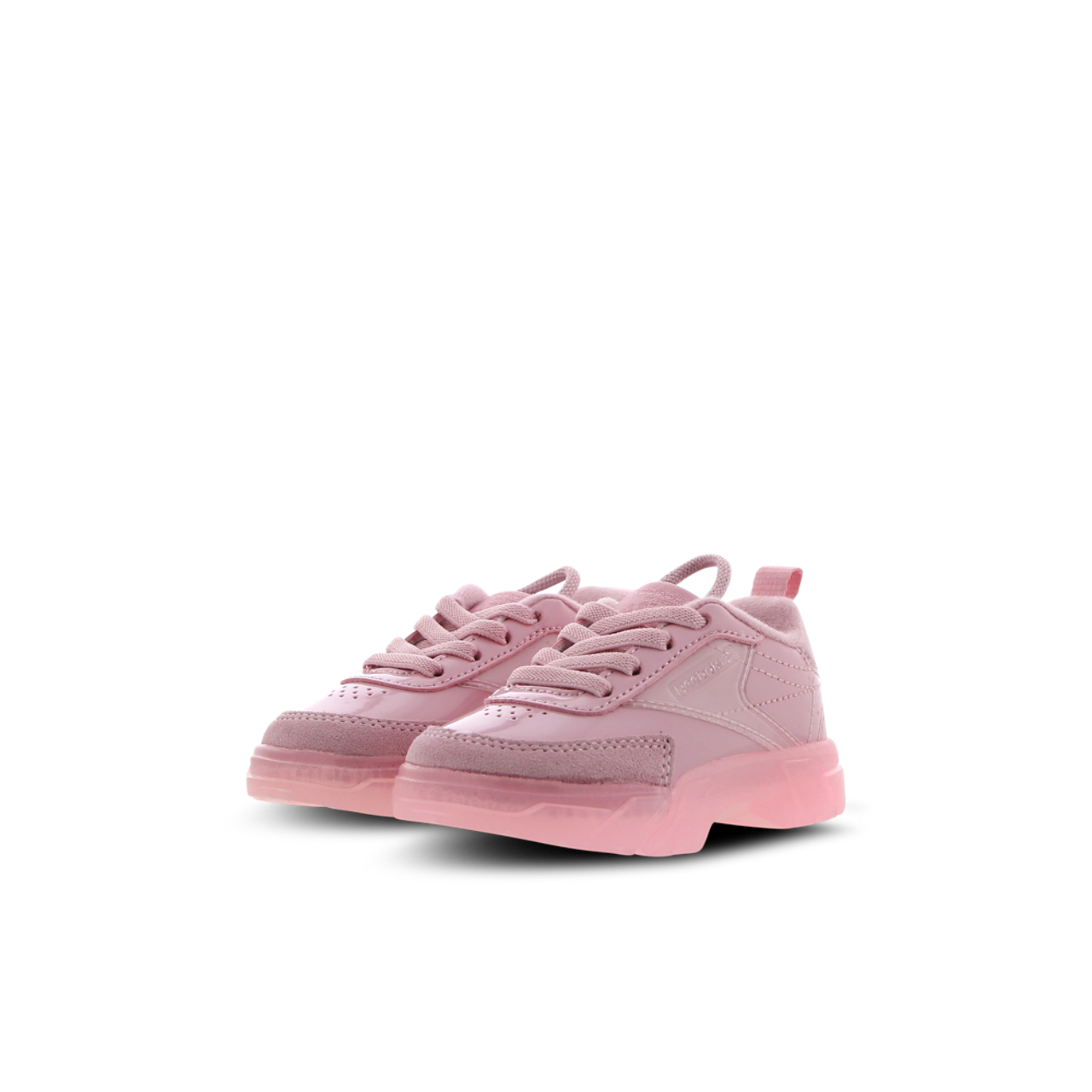 Reebok Club C X Cardi B Afbeelding 2 van 6. Tik om de fotogalerij te openen..