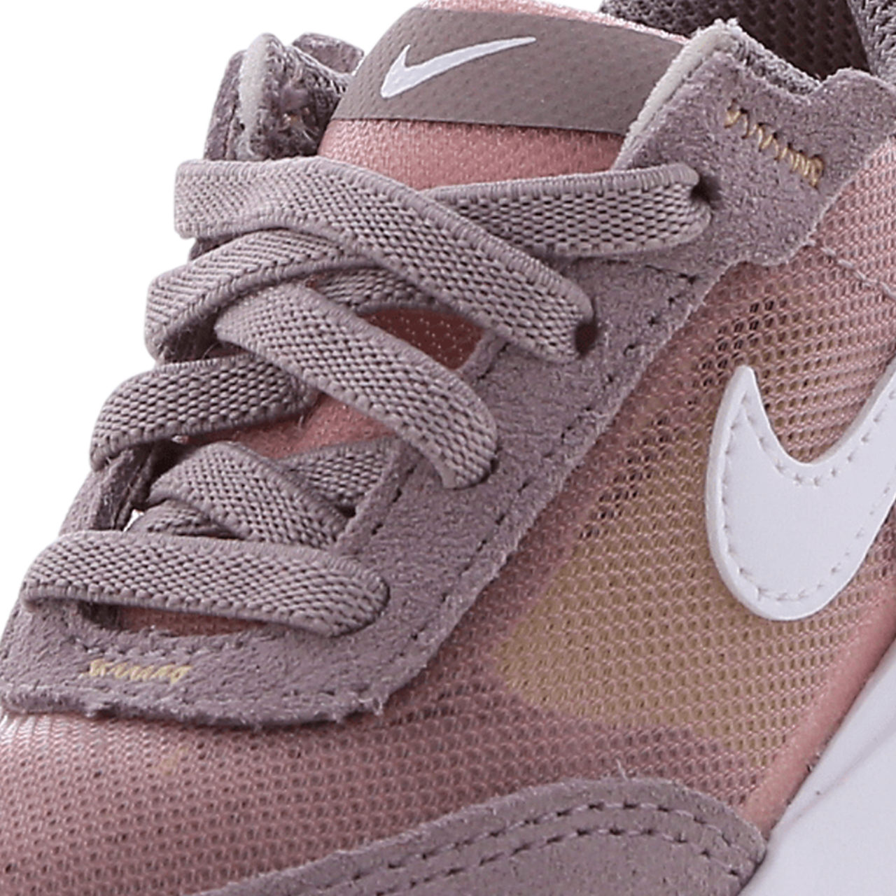Nike Waffle One Image 7 of 7. Tap to open photo gallery.