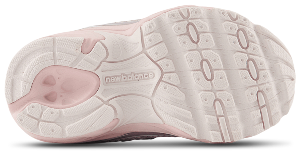 New Balance 740 Imagen 5 de 5. Toque para abrir la galería de fotos.