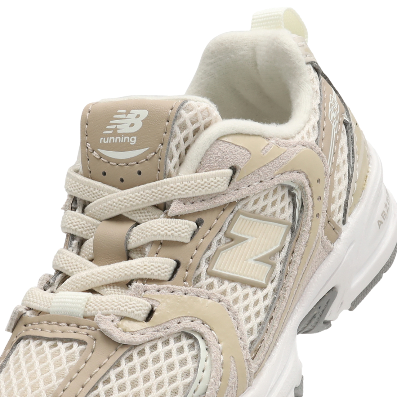 New Balance 530 Bild 7 von 7. Antippen, um die Fotogalerie zu öffnen.