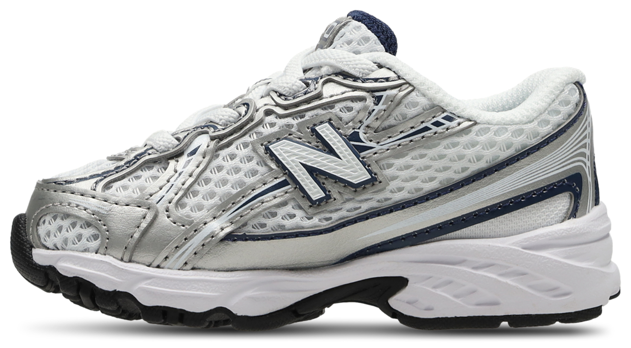 New Balance 740 Image 4 of 7. Tap to open photo gallery.