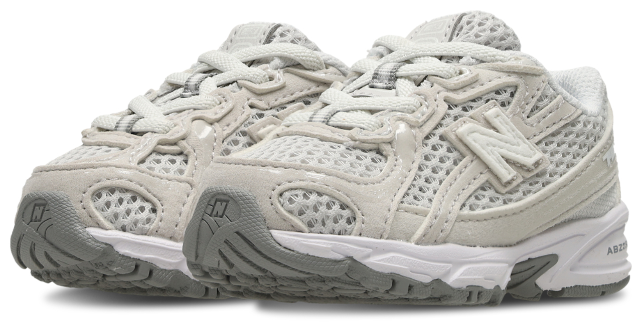 New Balance 740 Image 2 of 7. Tap to open photo gallery.