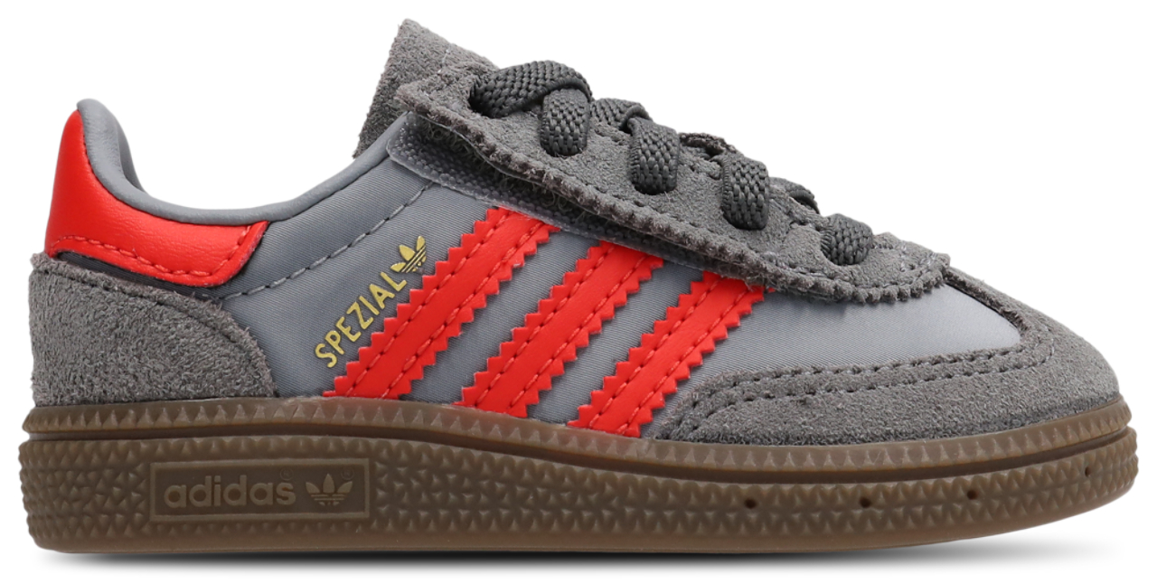 adidas Handball Spezial Immagine 1 di 8. Tocca per aprire la galleria fotografica.