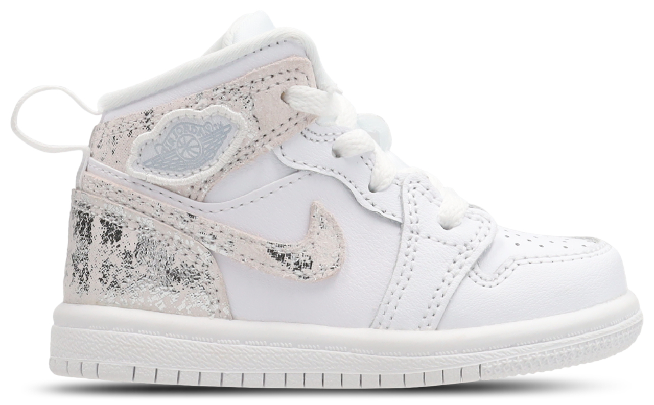 Jordan Aj1 Mid Imagen 1 de 7. Toque para abrir la galería de fotos.