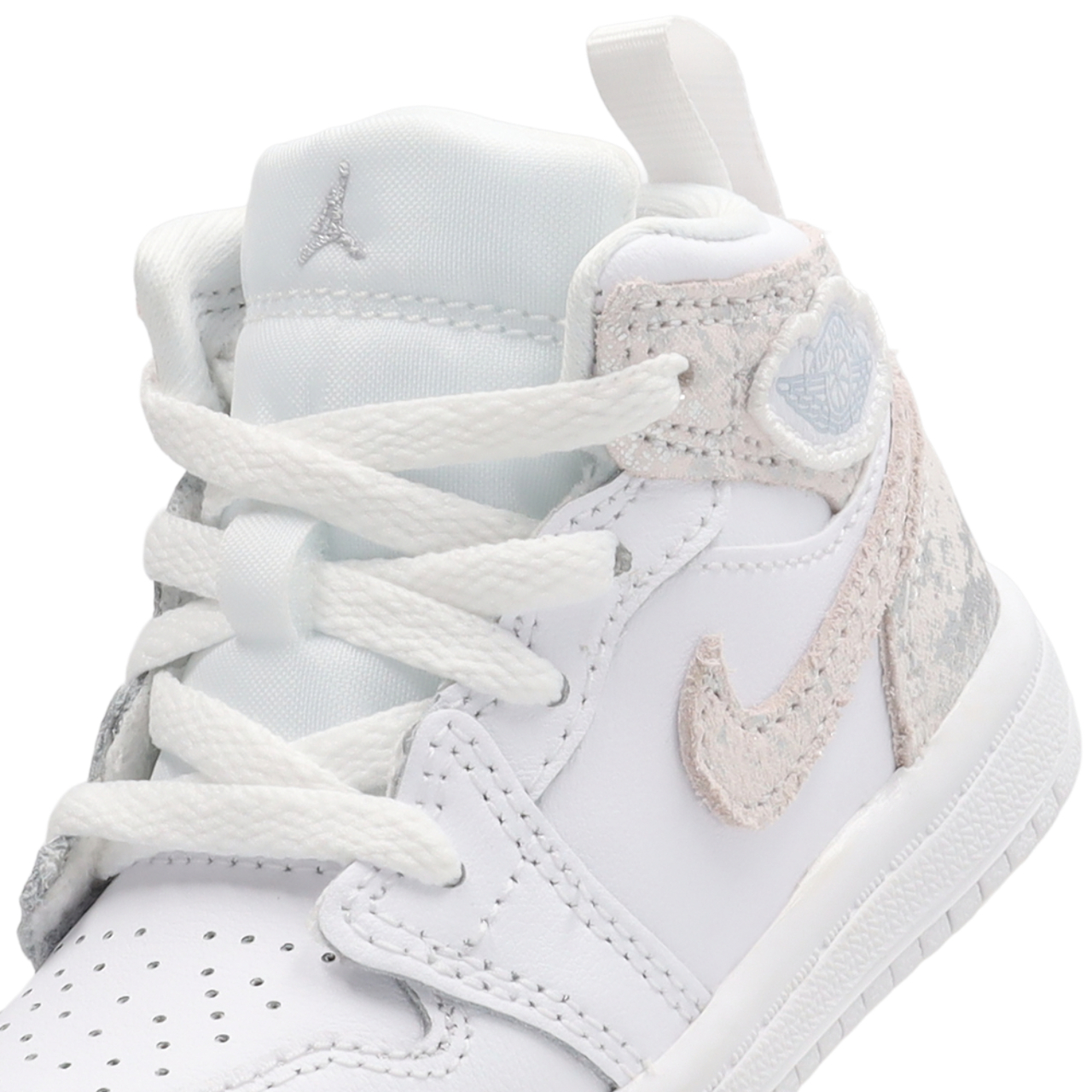 Jordan Aj1 Mid Imagen 7 de 7. Toque para abrir la galería de fotos.