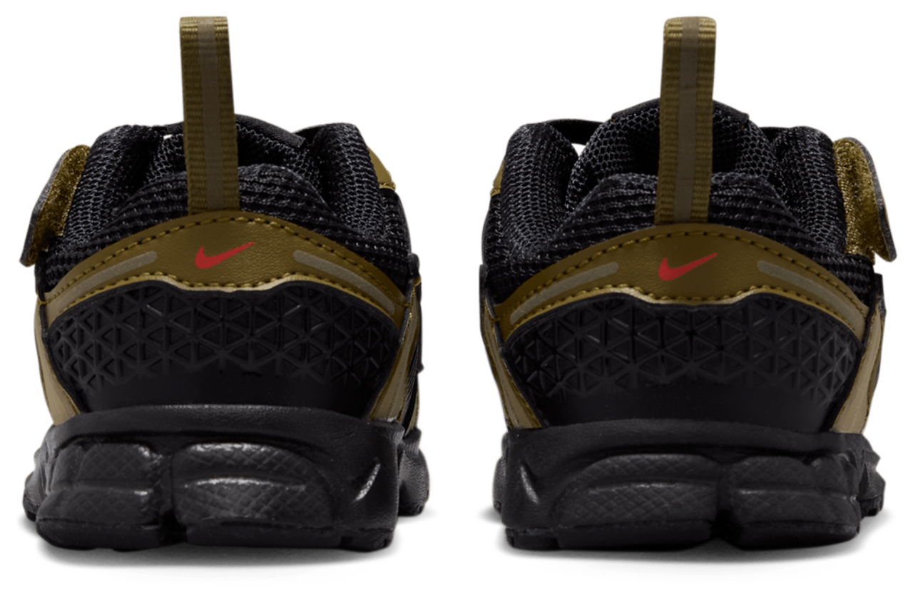 Nike Vomero 5 Image 6 of 6. Tap to open photo gallery.
