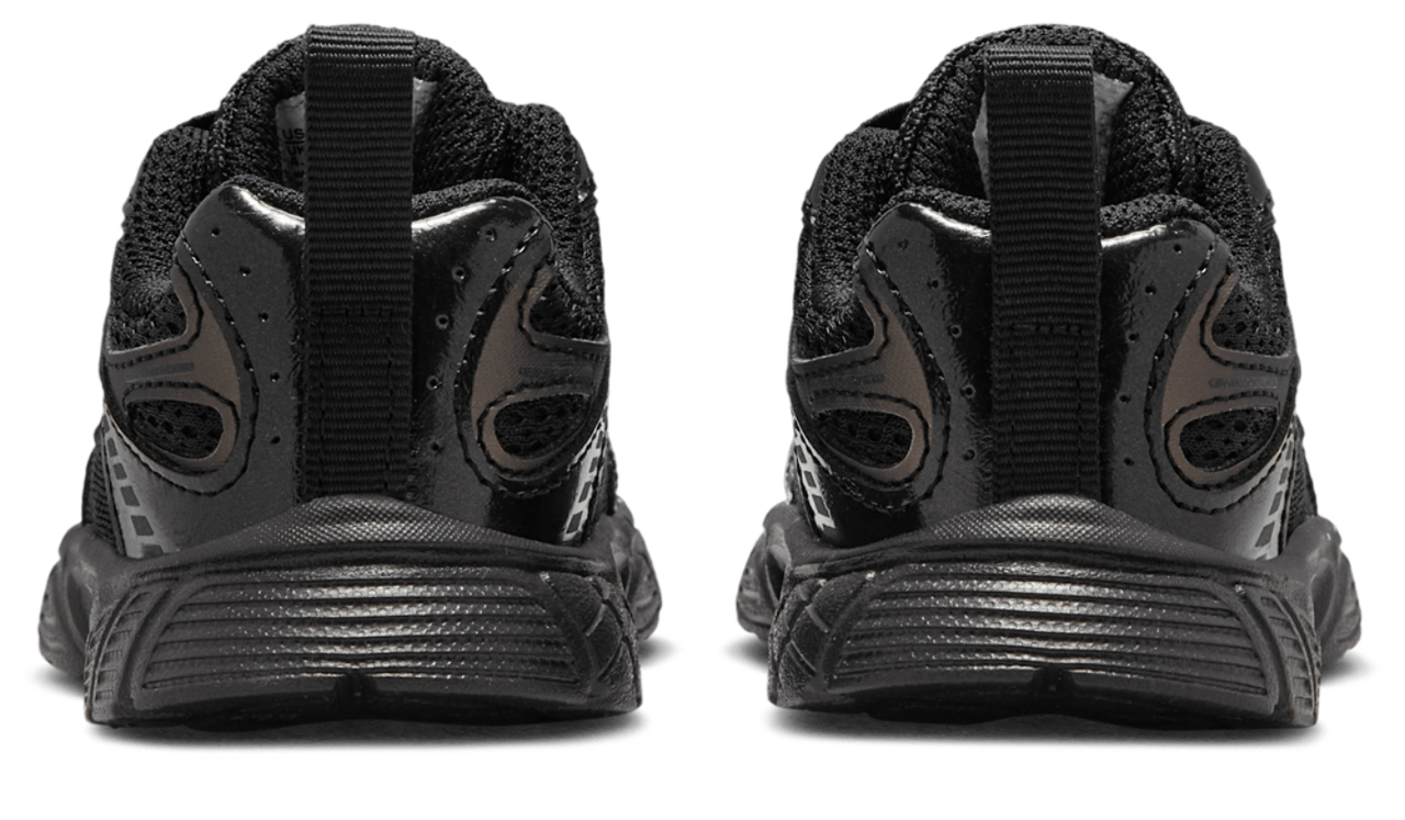 Nike V5 Rnr Image 6 of 6. Tap to open photo gallery.